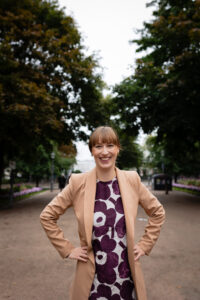 Eveliina Heinäluoma Esplanadin puistossa.